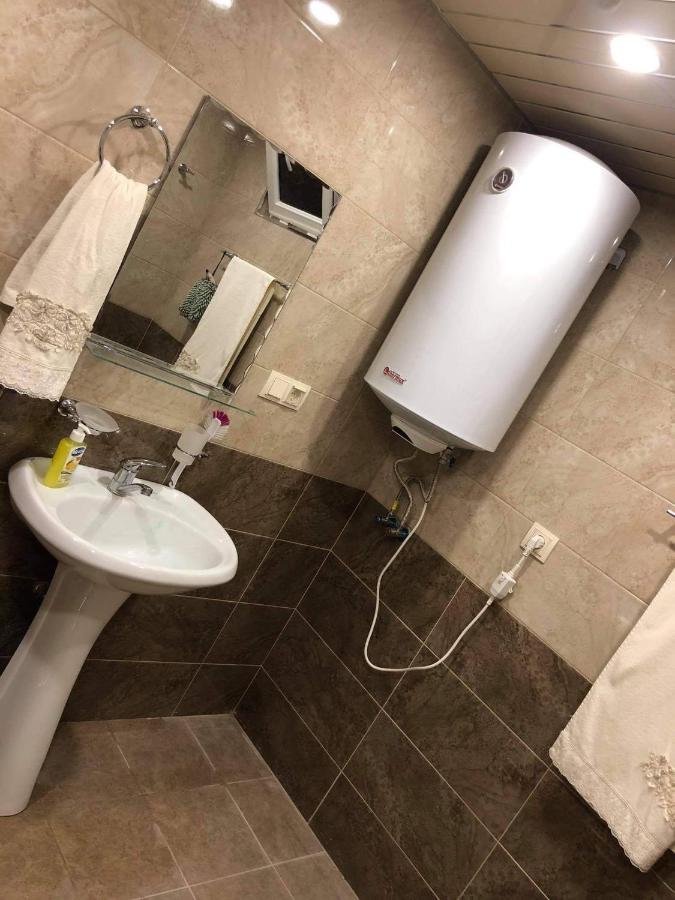 Appartamento Ghazaryan Erevan Esterno foto
