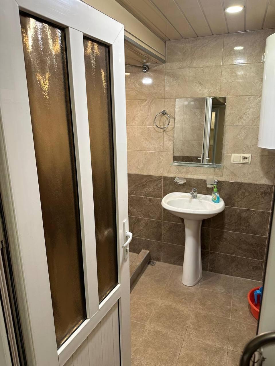 Appartamento Ghazaryan Erevan Esterno foto